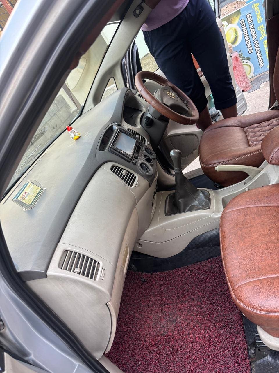 Toyota Innova — dashboard and controls