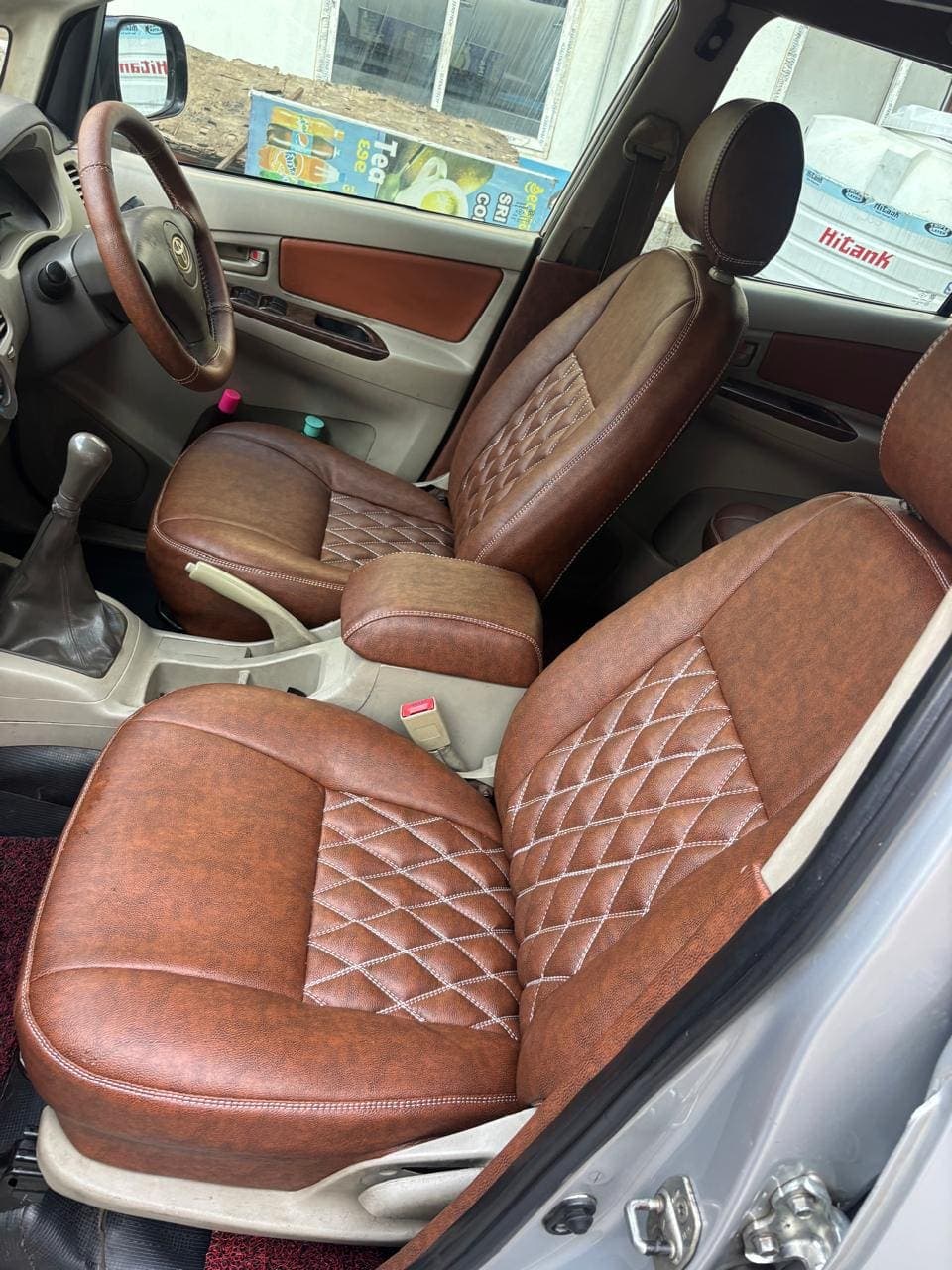 Toyota Innova — front exterior