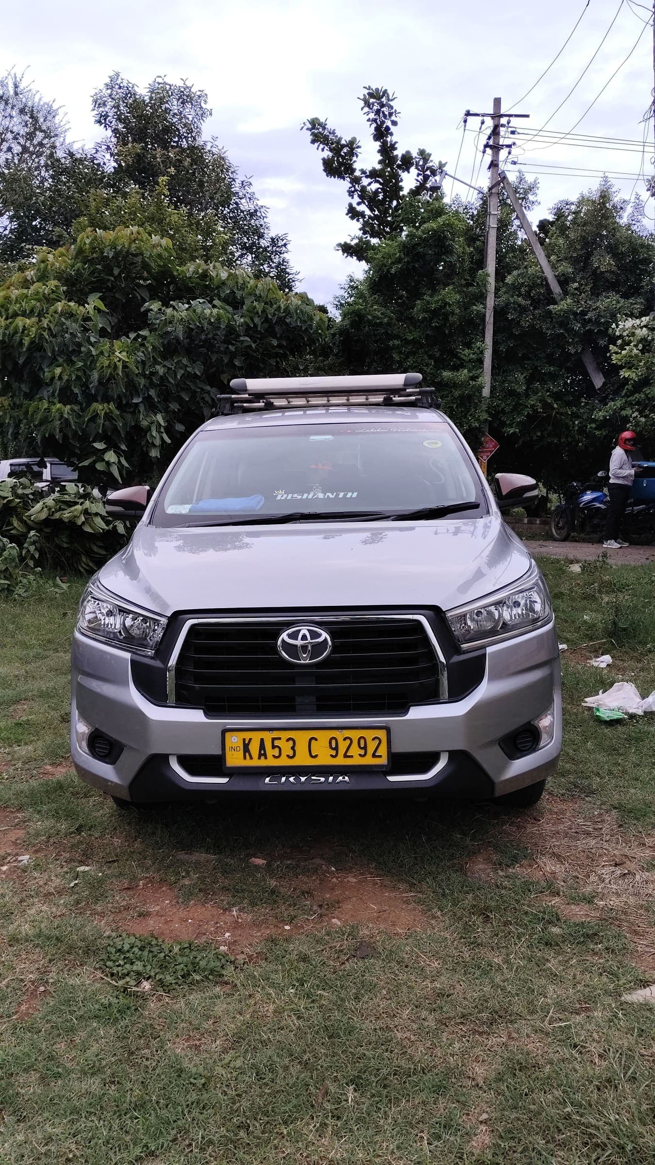 Toyota Innova Crysta — front exterior