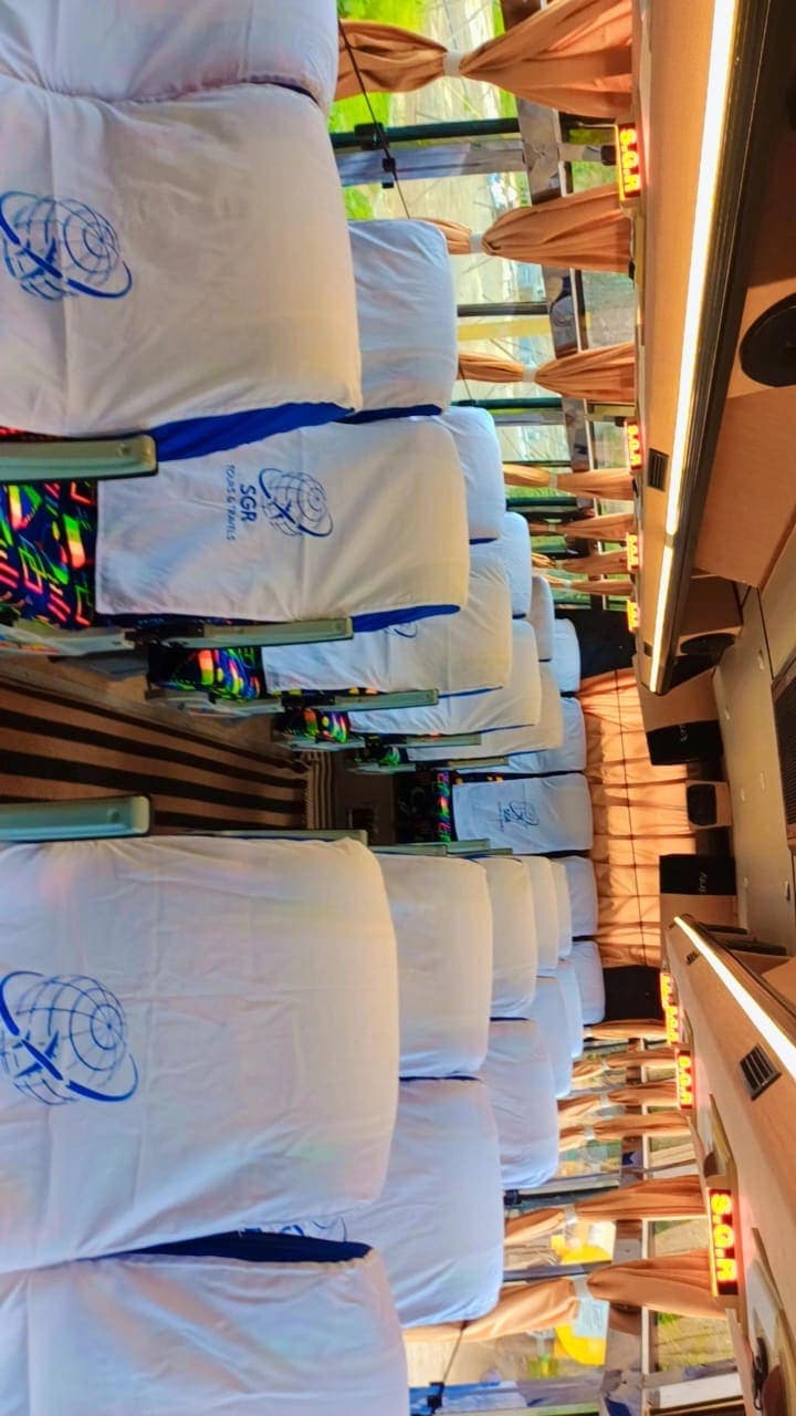 SGR Coach — interior seating