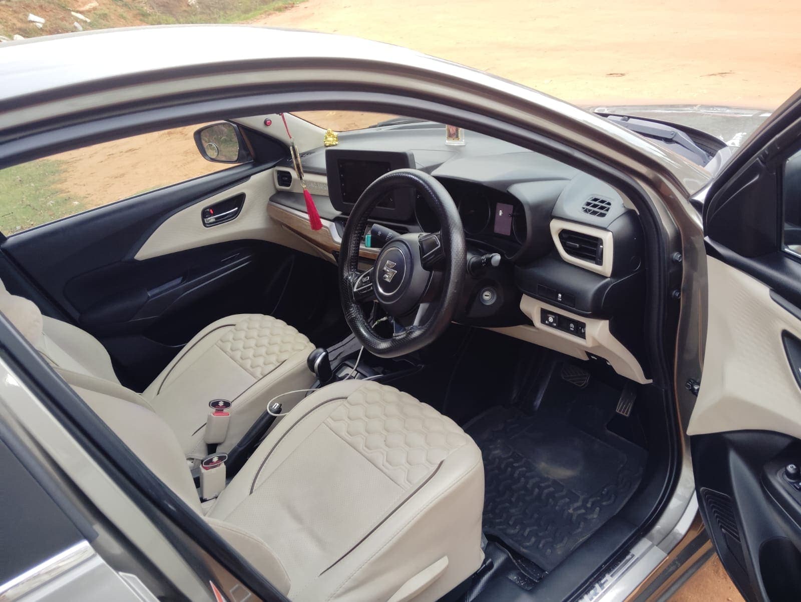 Maruti Suzuki Dzire — dashboard and controls