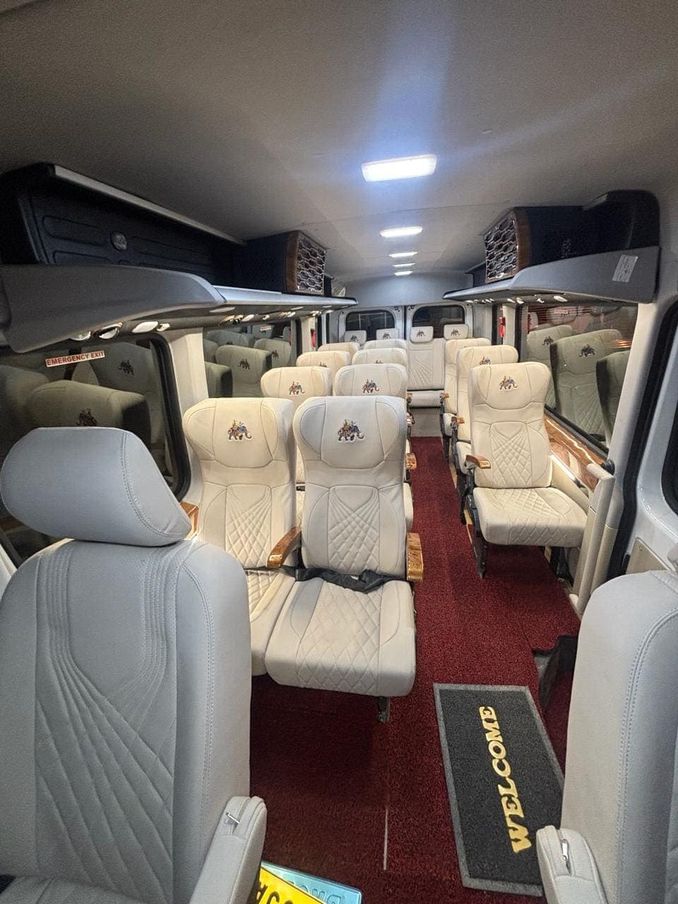 Force Urbania 16 Seater — rear exterior